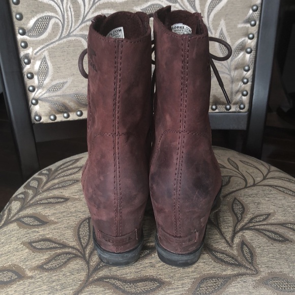 Gorgeous “Like New” Joan of Arc Sorel Wedge Boots - Picture 3 of 7